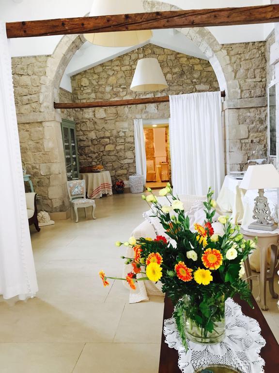 Valata Minusa Country Resort Cannizzara Экстерьер фото