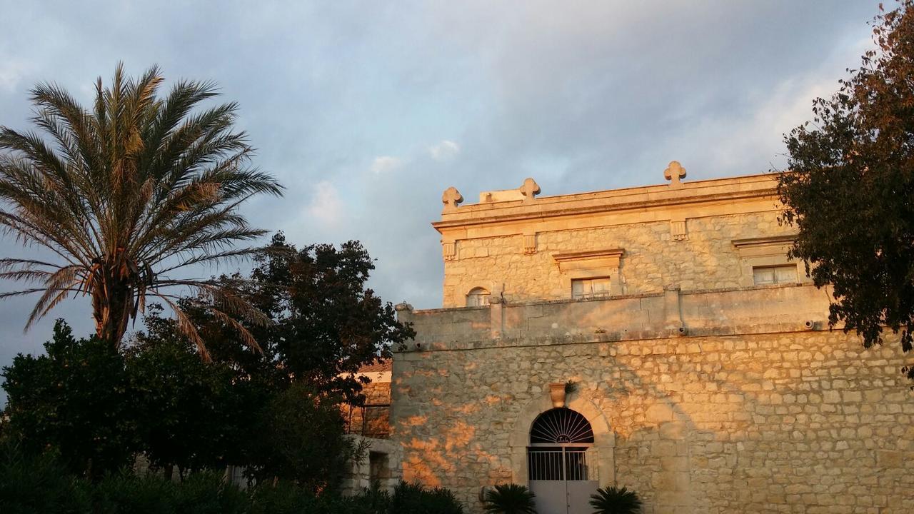 Valata Minusa Country Resort Cannizzara Экстерьер фото