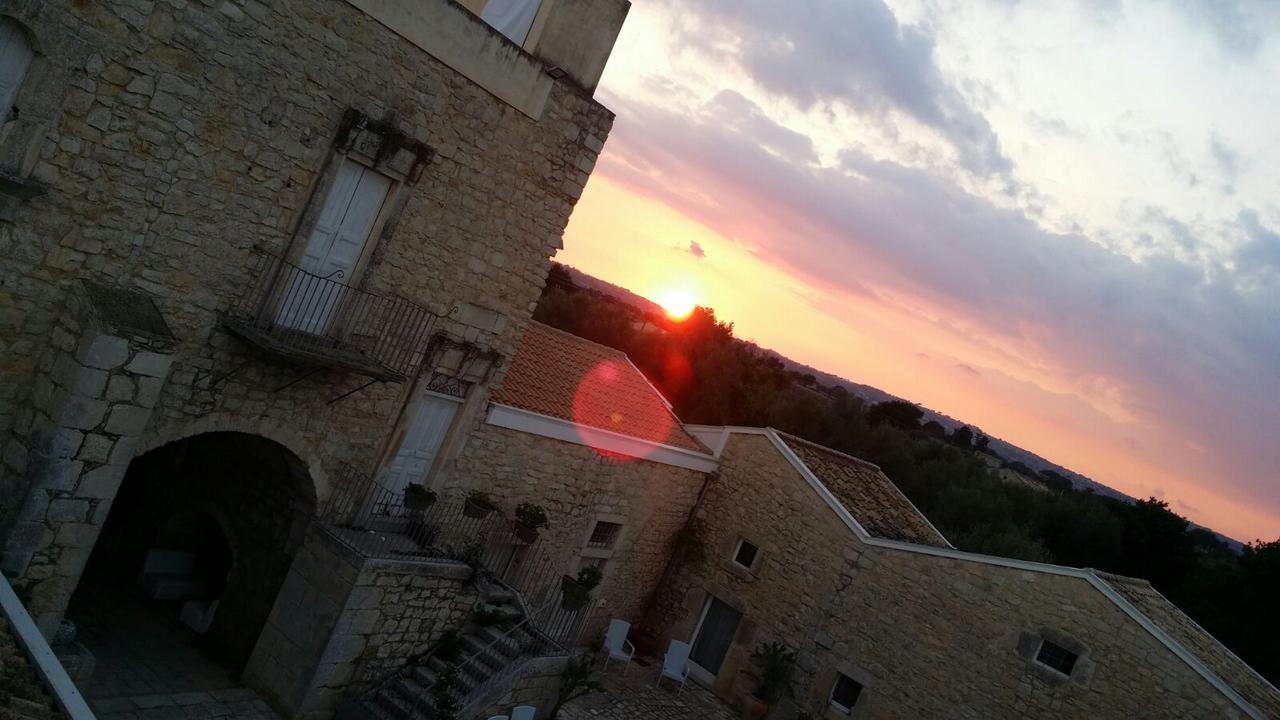 Valata Minusa Country Resort Cannizzara Экстерьер фото