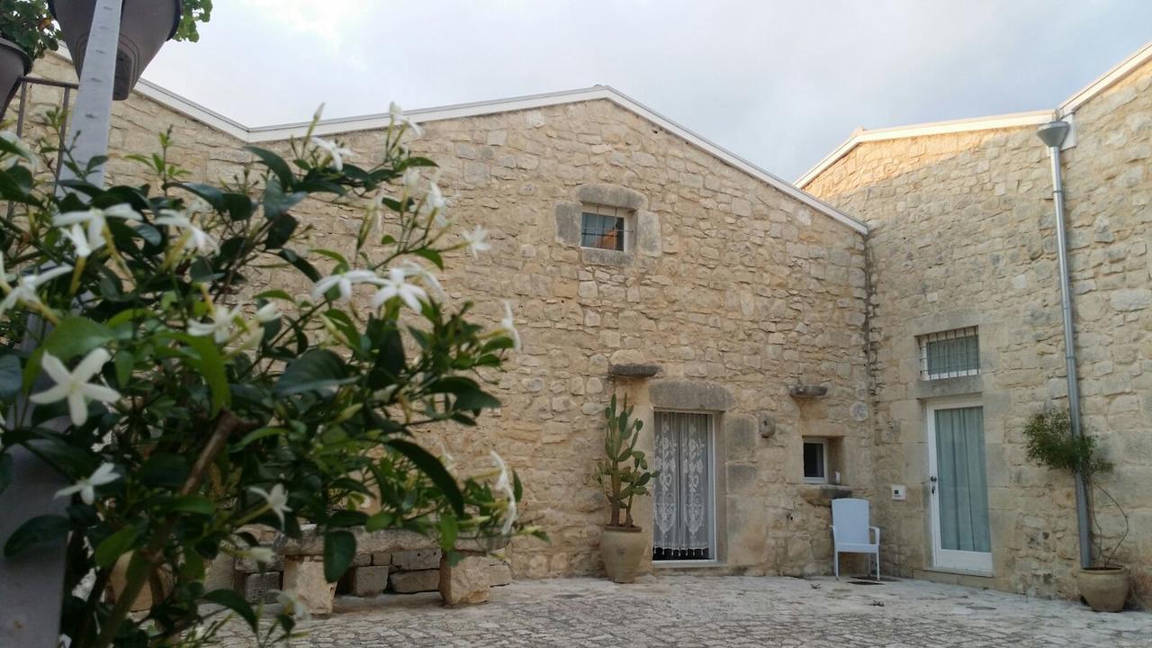 Valata Minusa Country Resort Cannizzara Экстерьер фото
